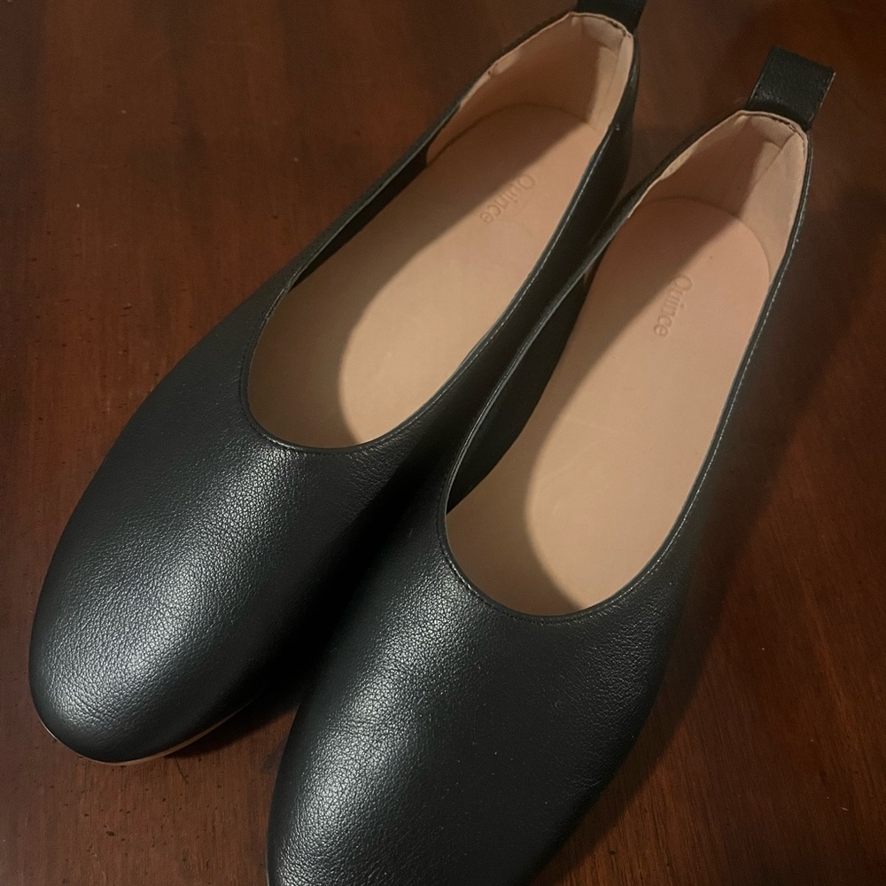 Quince Black Leather Women's Flats